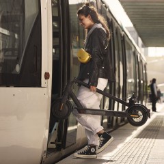 Patín Eléctrico Xiaomi Mi Electric Scooter Essential Black